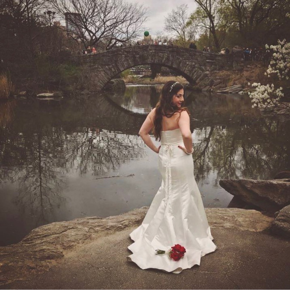 💥Mermaid Style 💥 SILK MATERIAL WEDDING GOWN